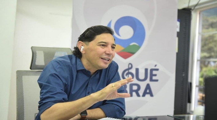 Alcalde Andres Fabian Hurtado