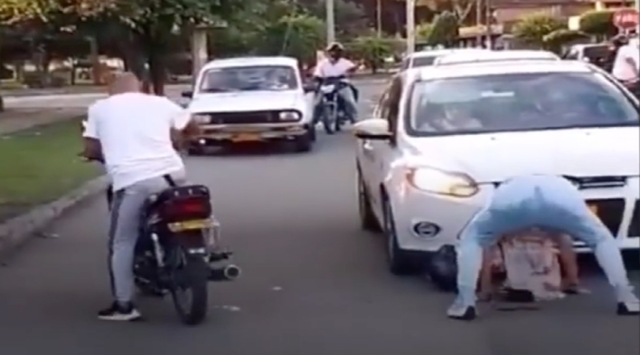 conductores borrachos: motociclista intenta huir de accidente conductores borrachos: motociclista intenta huir de accidente