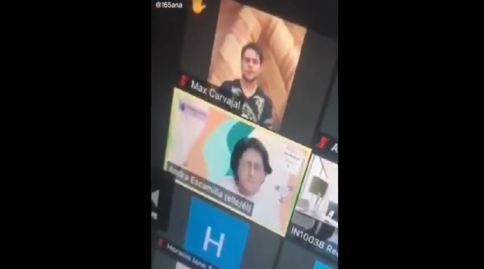 Joven no binaria llora