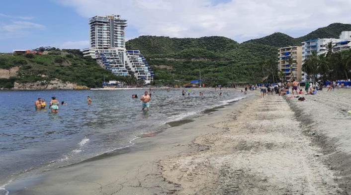 golpean mujer por pedir uso de tapabocas golpean mujer por pedir uso de tapabocas