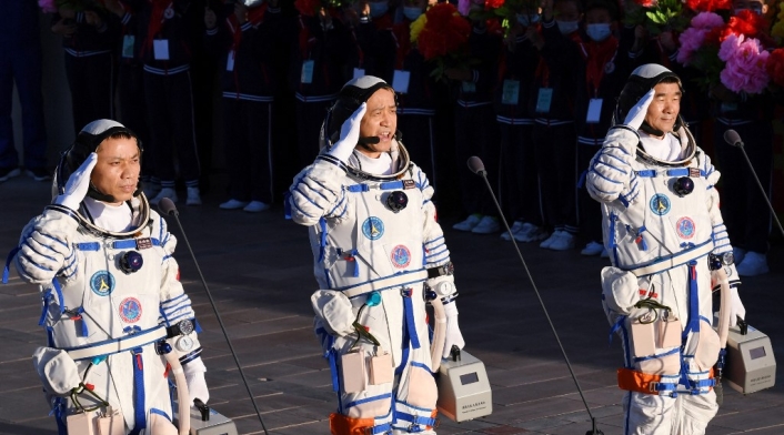 Astronautas chinos
