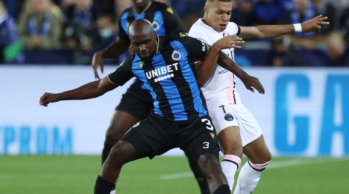 Éder Álvarez Balanta Vs Mbappé