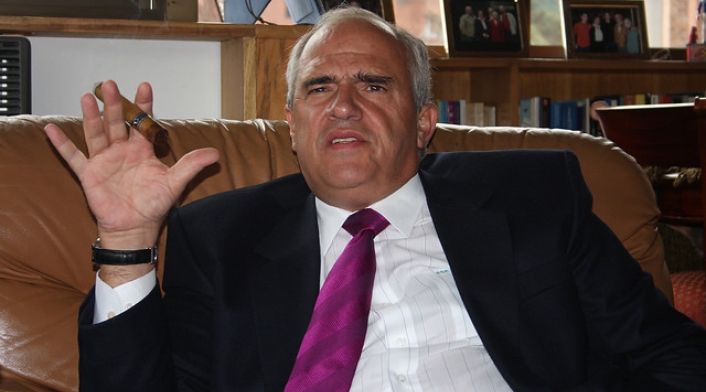 ERNESTO SAMPER