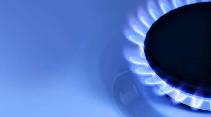 Gas