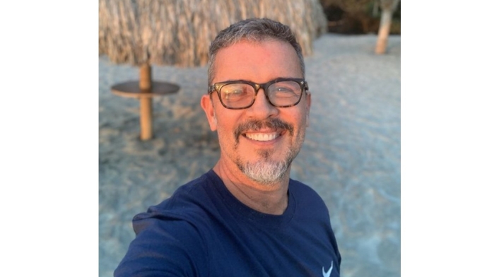 Guillermo Vives, hermano de Carlos Vives