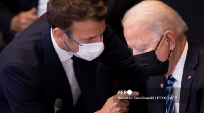 Emmanuel Macron y Joe Biden