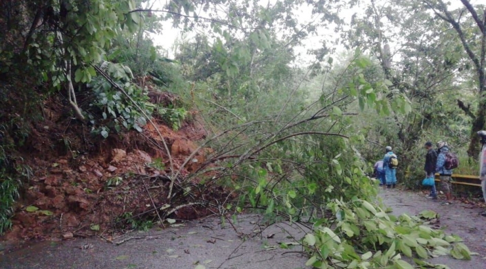 Derrumbes ocasionados por las fuertes lluvias en Antioquia.