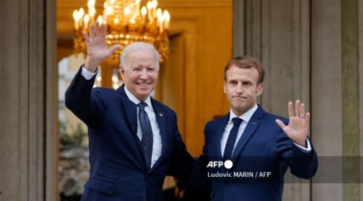 Joe Biden y Emmanuel Macron