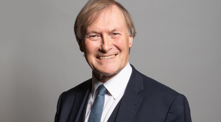 Asesinan a diputado británico, David Amess