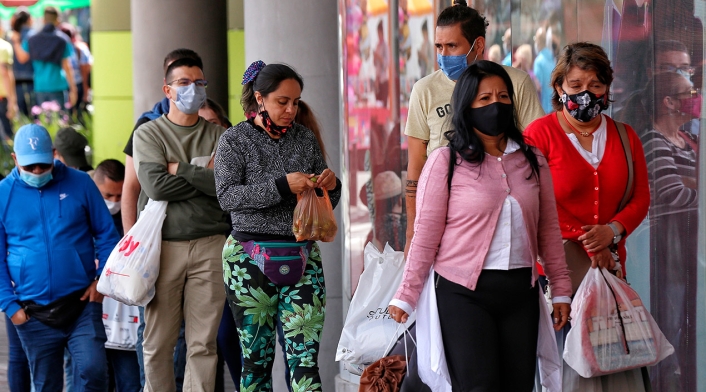 Compradores en jornada de día sin IVA Compradores durante día sin IVA