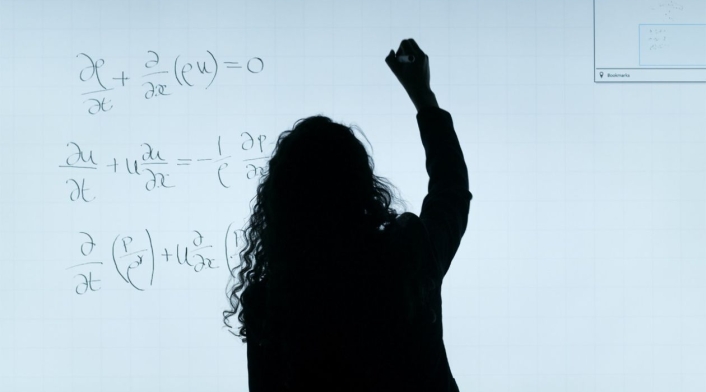 Ingeniería / Mujeres estudiantes de ingeniería