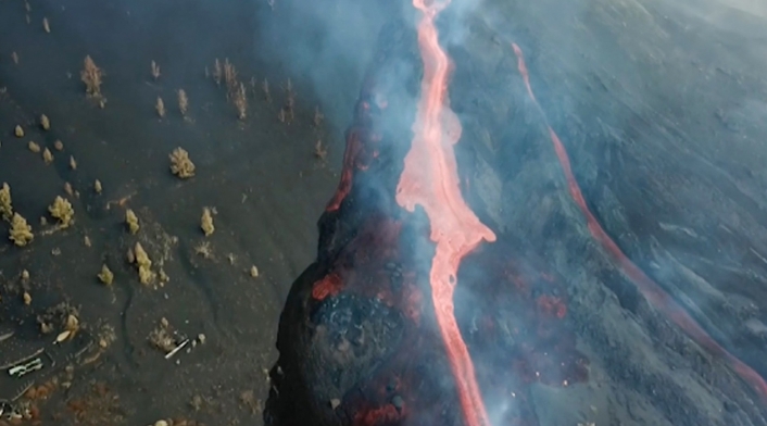 Lava del volcán Cumbre Vieja dañando hectáreas