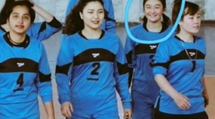 Mahjabin Hakimi, jugadora de voleibol