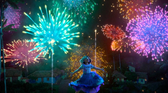 Maribel en una escena de Encanto