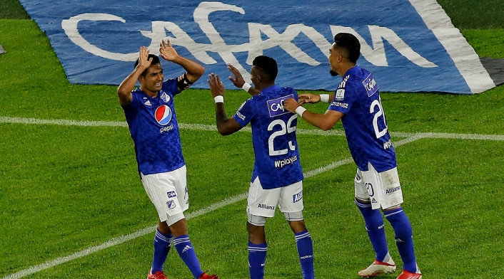 Millonarios en el Campin Jugadores de Millonarios en la cancha