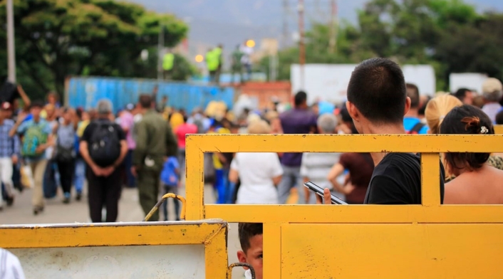 Puente Internacional Simón Bolívar Migrantes venezolanos en el Puente Internacional Simón Bolívar