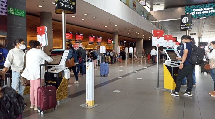 Viajeros Aeropuerto El Dorado