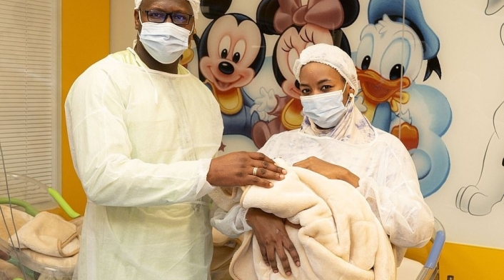 Halima Cisse y su esposo Halima Cisse y su esposo