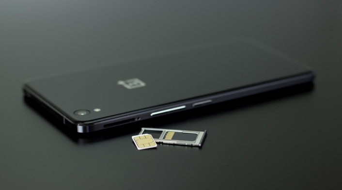 Fraudes en Colombia. SIM de celular Fraudes en Colombia. SIM de celular