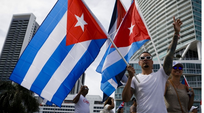 Protesta de cubanos en Miami contra el gobierno de Cuba