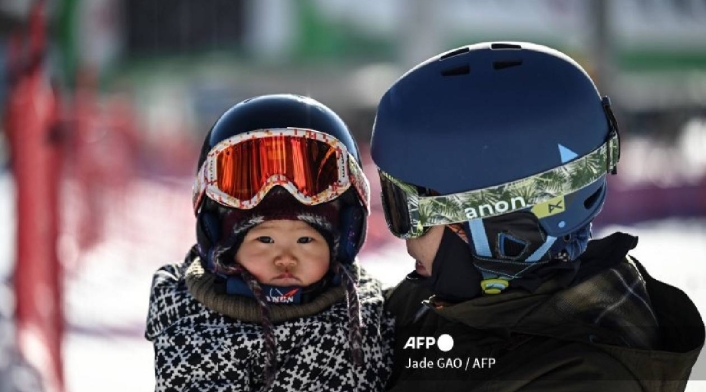 Wang Yuji y su mamá