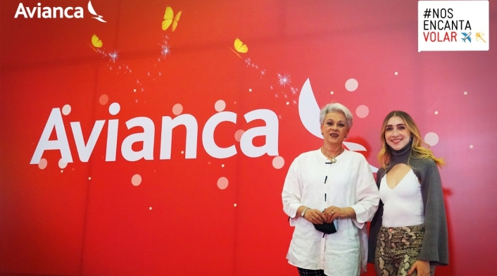 Avión de Encanto presentado por Avianca