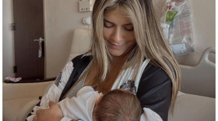 Laura Tobón y su bebé