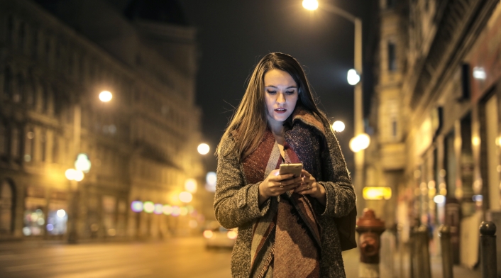 Mujer en la calle Mujer en la calle