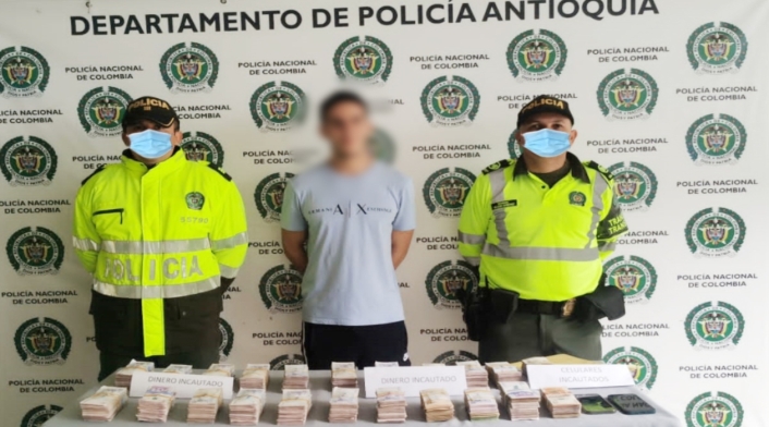 Photoshop en foto de una captura de la Policía desata memes