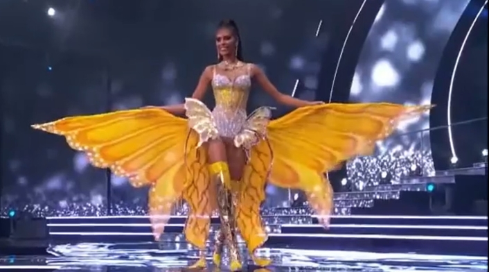Miss Universe Valeria Ayos