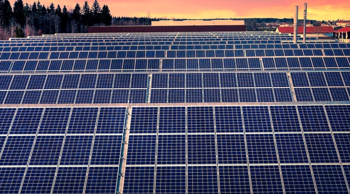 Paneles solares más eficientes para generar energía solar Paneles solares generar y guardan energía del sol
