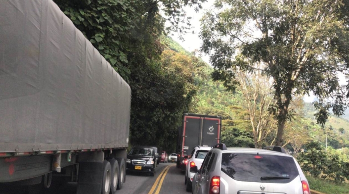 Vía Ibagué - Cajamarca.