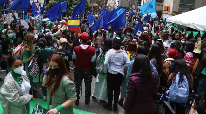 Aborto en Colombia: Despenalización discutida por Corte Constitucional