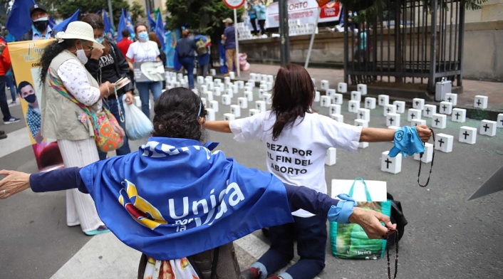 Aborto en Colombia: Despenalización discutida por Corte Constitucional