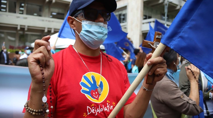 Aborto en Colombia: Despenalización discutida por Corte Constitucional