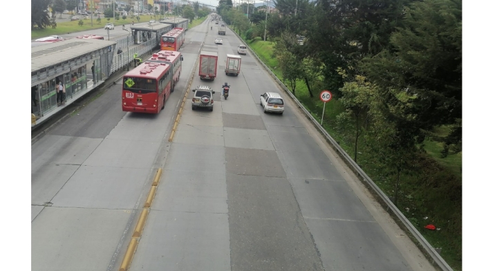 Autopista Norte Autopista Norte cerca a la calle 129