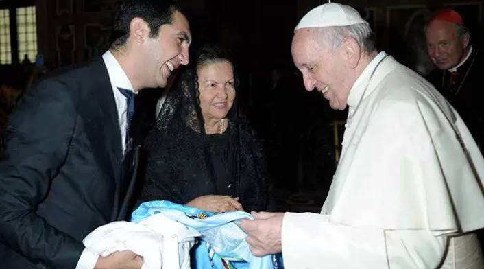 David Barguil y el papa Francisco David Barguil y el papa Francisco