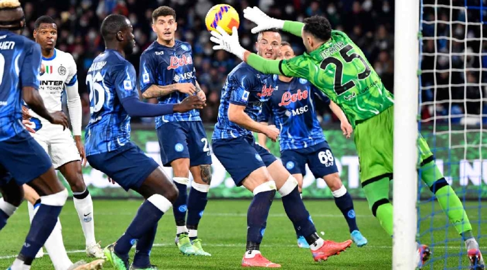 David Ospina en empate de Napoli con Inter