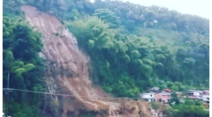 Deslizamiento de tierra en Pereira Deslizamiento de tierra en Pereira