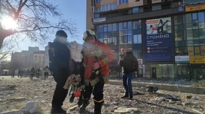 Edificio residencial fue atacado por Rusia