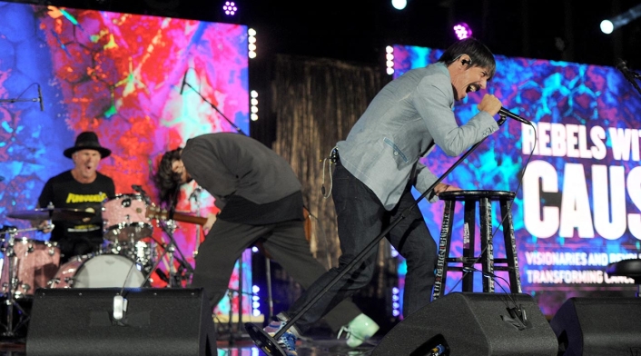 Red Hot Chili Peppers en un show Red Hot Chili Peppers en un show