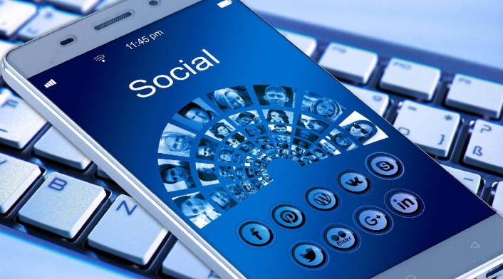Plataformas digitales y redes sociales Redes sociales