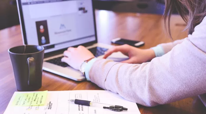 Becas - estudiar - curso virtual