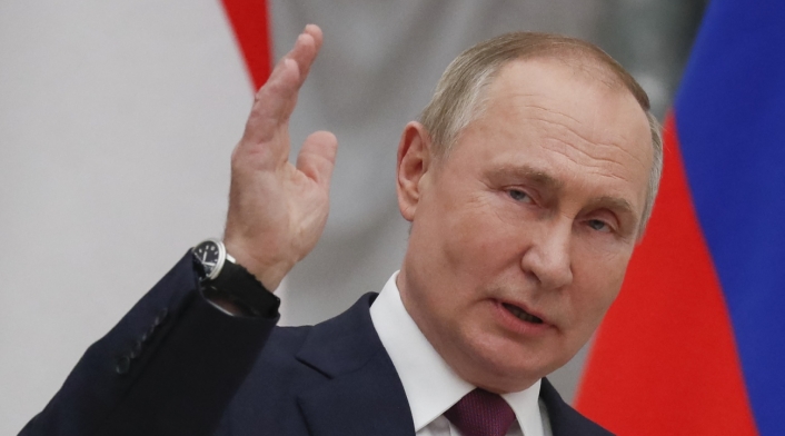 Vladimir Putin Vladimir Putin, presidente de Rusia, hace advertencias a Ucrania de una guerra