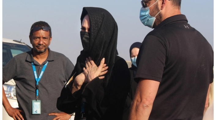 Angelina Jolie visita Yemen