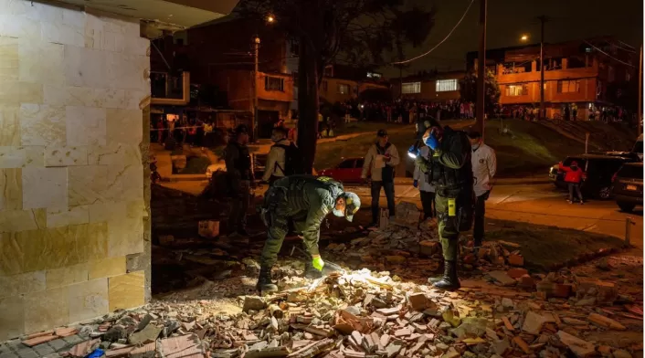 Atentado a CAI en Ciudad Bolívar Atentado a CAI en Ciudad Bolívar dejó dos niños muertos