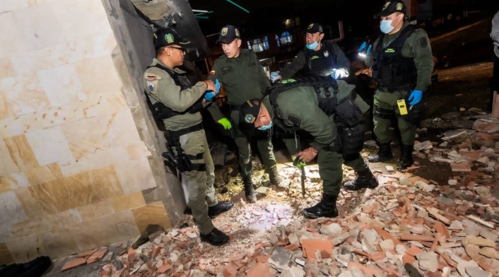 Atentado CAI al sur de Bogotá Atentado CAI al sur de Bogotá