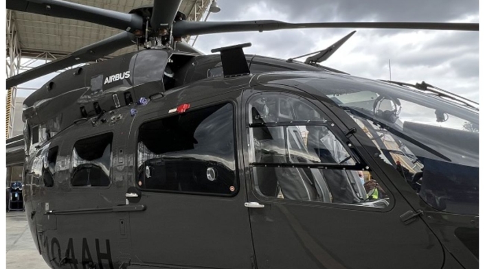 Helicóptero moderno Helicóptero moderno