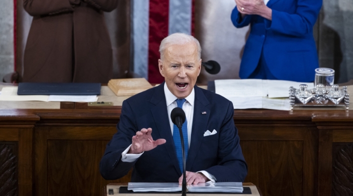 Joe Biden dando su discurso ante el Congreso de EE.UU.