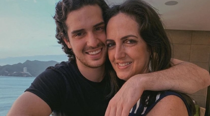 Juan José Lafaurie y María Fernanda Cabal Juan José Lafaurie, hijo de María Fernanda Cabal, salió en defensa de Marbelle, afirmando que Petro clasifica erróneamente a la hija como 'habitante de calle'.